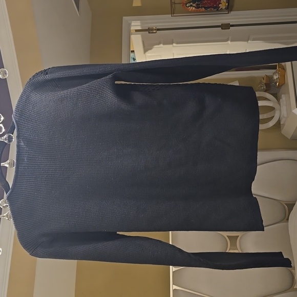 Merino Wool Black Liz Claiborne Beaded Sweater - Picture 6 of 16